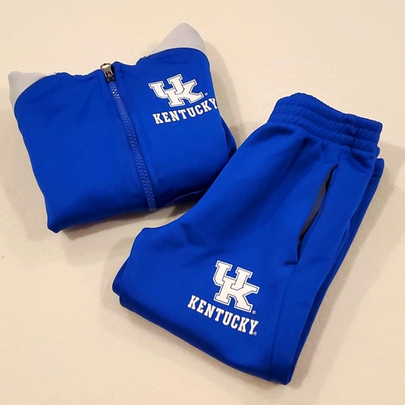 University of Kentucky Track Suit - Go Wildcats! - Picture 1 of 7